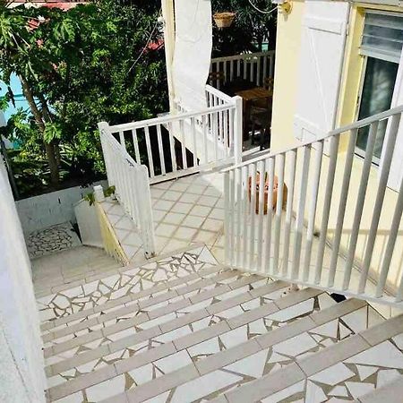 Апартаменты Habitation Nala Proche Bourg Тер-де-О Экстерьер фото